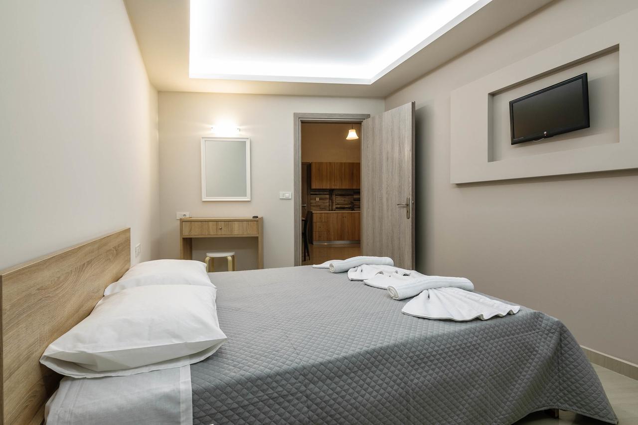 HOTEL IRENE STUDIOS & APARTMENTS TSILIVI (ZAKYNTHOS) 3* (Greece) - from £  57 | HOTELMIX